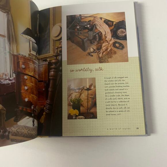 Mary Engelbreit’s Home Companion Fabric Book - Picture 5 of 6